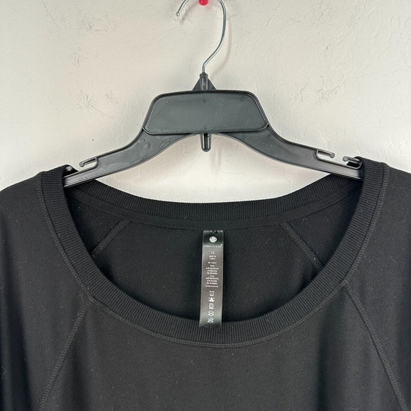 Yogalicious Top Womens 1X Plus Black Long Sleeve Round Neck Pullover‎ Stretch - Picture 6 of 7